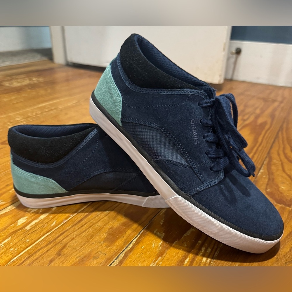 GRAVIS Recon Mids - Skater Shoe